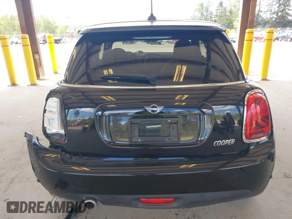 2021 MINI Hardtop Cooper with VIN WMWXR3C0XM2N93195, listed as a IAAI auction lot 42083421 with 46,269 mi miles and . Bid and sale history available at DreamBid. Image 16.