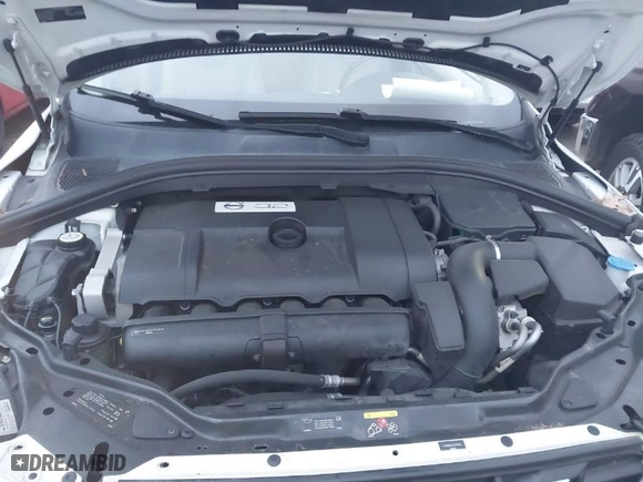 2012 Volvo XC60 3.2L with VIN YV4952DL4C2305502, listed as a IAAI auction lot 41933334 with 146,746 mi miles. Bid and sale history available at carsss.com. Image 10.