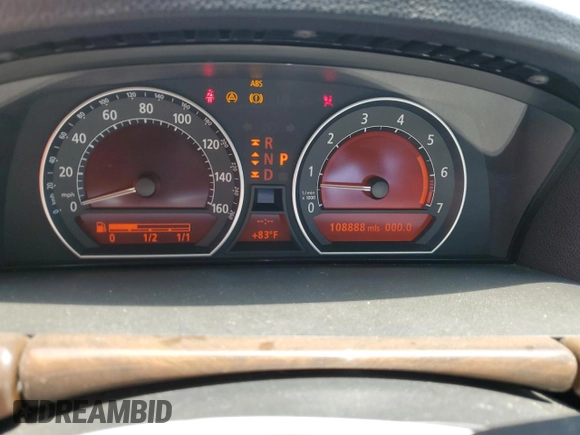 2006 BMW 7 Series 750Li z VIN WBAHN83566DT34946, wystawiony jako Copart lot #58807725 z przebiegiem 108 888 mil mil oraz Czysty tytuł • Clean title. Historia ofert i sprzedaży dostępna na DreamBid. Obrazek 9.