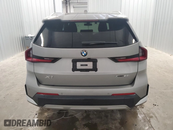 2024 BMW X1 xDrive28i with VIN WBX73EF02R5Z44878, listed as a Copart auction lot 51213425 with 17,049 mi miles and Clean Title. Bid and sale history available at carsss.com. Image 6.
