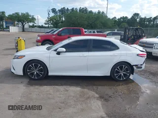 2020 Toyota Camry SE z VIN 4T1G11AK7LU975234, wystawiony jako IAAI lot #41912569 z przebiegiem 114 547 mil mil oraz . Historia ofert i sprzedaży dostępna na DreamBid. Obrazek 14.