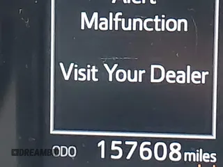 2017 Toyota RAV4 XLE with VIN 2T3WFREVXHW352608, listed as a IAAI auction lot 41921190 with 157,608 mi miles. Bid and sale history available at carsss.com. Image 15.
