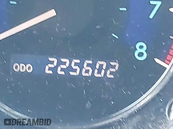 2007 Toyota Sienna CE with VIN 5TDZK23C07S011753, listed as a IAAI auction lot 42120691 with 225,602 mi miles. Bid and sale history available at carsss.com. Image 7.