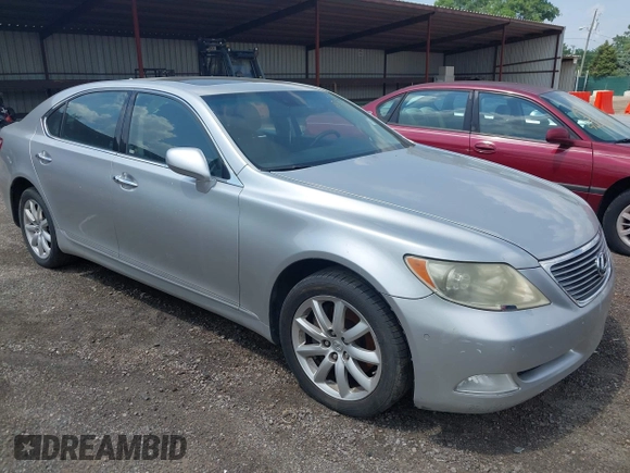 2008 Lexus LS 460 L with VIN JTHGL46FX85028460, listed as a IAAI auction lot 42501852 with 194,399 mi miles and . Bid and sale history available at DreamBid. Image 1.