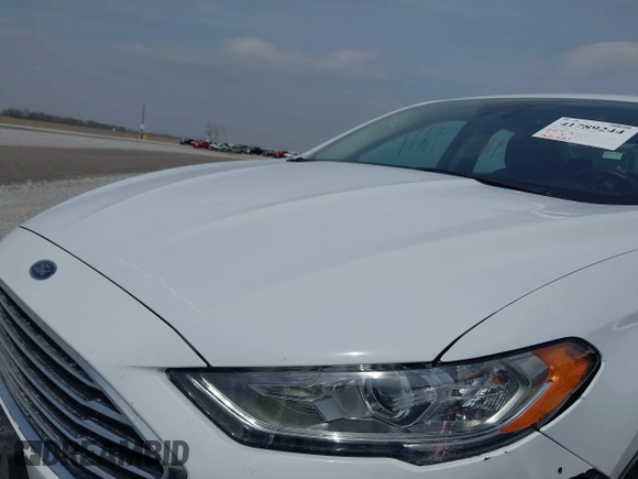 2020 Ford Fusion SE with VIN 3FA6P0T92LR249765, listed as a IAAI auction lot 41789244 with 50,027 mi miles and . Bid and sale history available at DreamBid. Image 18.