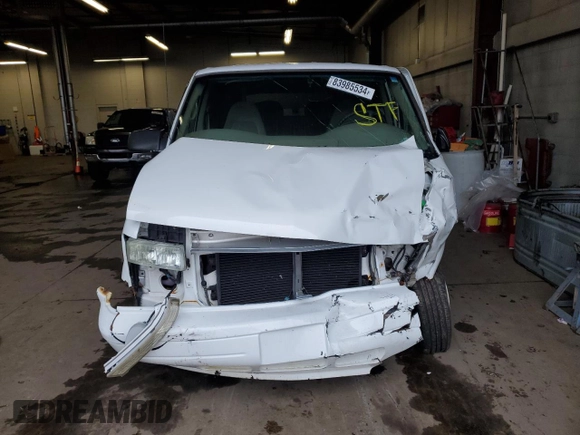 2004 Chevrolet Astro with VIN 1GNDM19X44B127282, listed as a Copart auction lot 83985534 with Not Provided miles and Non Repairable. Bid and sale history available at carsss.com. Image 5.