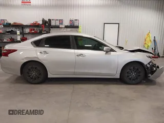 2018 Nissan Altima 2.5 SR with VIN 1N4AL3AP5JC294624, listed as a IAAI auction lot 41701907 with 89,340 mi miles. Bid and sale history available at carsss.com. Image 12.