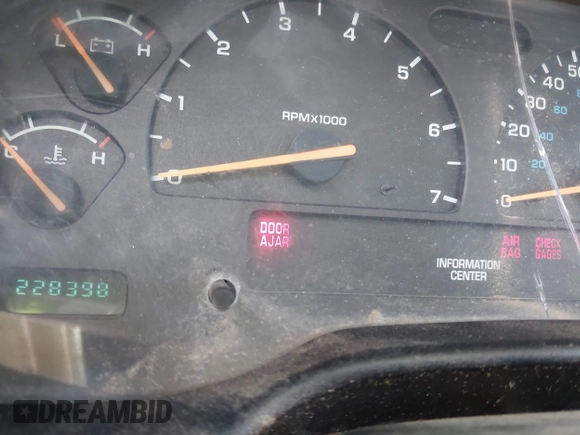 2001 Dodge Dakota with VIN 1B7FL26XX1S249462, listed as a IAAI auction lot 42003993 with 228,398 mi miles. Bid and sale history available at carsss.com. Image 7.