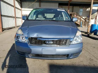 2011 Kia Sedona LX with VIN KNDMG4C78B6383375, listed as a Copart auction lot 76289414 with 198,732 mi miles and Salvage Title. Bid and sale history available at carsss.com. Image 5.