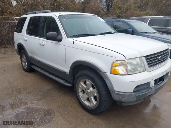 2003 Ford Explorer XLT with VIN 1FMZU73K33UB02726, listed as a IAAI auction lot 41448412 with 163,671 mi miles. Bid and sale history available at carsss.com. Image 1.