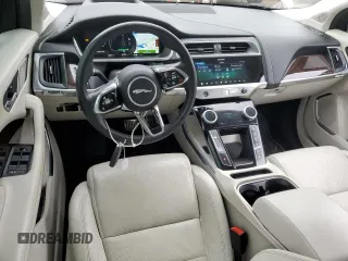 2019 Jaguar I-Pace HSE z VIN SADHD2S10K1F62249, wystawiony jako Copart lot #49312004 z przebiegiem 48 017 mil mil oraz . Historia ofert i sprzedaży dostępna na DreamBid. Obrazek 8.