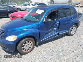 2010 Chrysler PT Cruiser z VIN 3A4GY5F94AT131134, wystawiony jako IAAI lot #42722923 z przebiegiem 88 409 mil mil oraz . Historia ofert i sprzedaży dostępna na DreamBid. Obrazek 2.