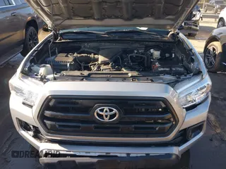 2017 Toyota Tacoma SR with VIN 5TFAX5GN2HX096442, listed as a IAAI auction lot 41667984 with 63,377 mi miles. Bid and sale history available at carsss.com. Image 10.
