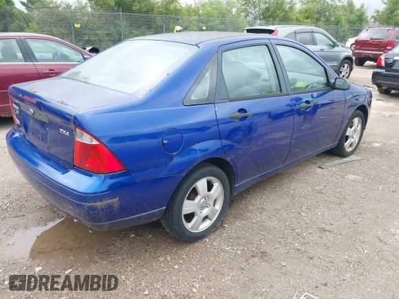 2005 Ford Focus S with VIN 1FAFP34N35W229229, listed as a IAAI auction lot 42738975 with 107,388 mi miles and . Bid and sale history available at DreamBid. Image 4.