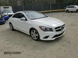 2015 Mercedes-Benz CLA 250 z VIN WDDSJ4GBXFN228268, wystawiony jako Copart lot #52545335 z przebiegiem 138 247 mil mil oraz Szkoda całkowita • Salvage title. Historia ofert i sprzedaży dostępna na DreamBid. Obrazek 10.