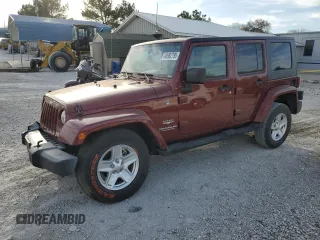2008 Jeep Wrangler Unlimited Sahara z VIN 1J4GA59128L531922, wystawiony jako Copart lot #48982795 z przebiegiem 39 329 mil mil oraz Czysty tytuł • Clean title. Historia ofert i sprzedaży dostępna na DreamBid. Obrazek 1.