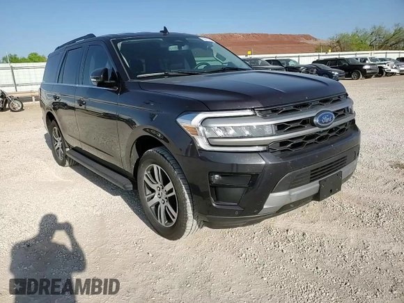 2024 Ford Expedition XLT with VIN 1FMJU1H8XREA23922, listed as a Copart auction lot 52973725 with 14,235 mi miles and Salvage Title. Bid and sale history available at carsss.com. Image 11.