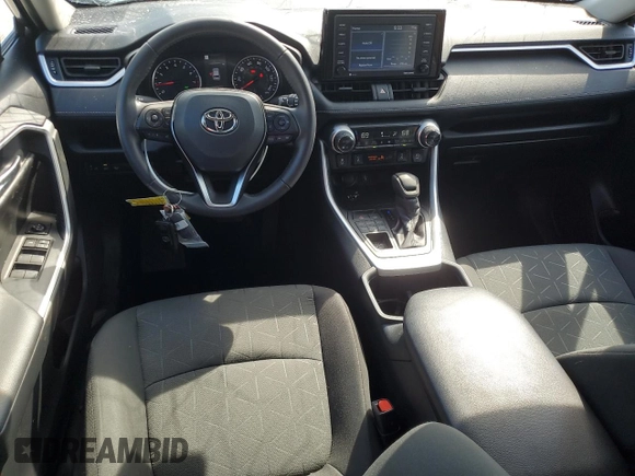 2022 Toyota RAV4 XLE z VIN 2T3P1RFV2NC277952, wystawiony jako Copart lot #61972445 z przebiegiem 46 798 mil mil oraz Szkoda całkowita • Salvage title. Historia ofert i sprzedaży dostępna na DreamBid. Obrazek 8.