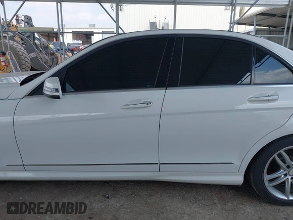 2013 Mercedes-Benz C-Class C 250 Sport with VIN WDDGF4HB8DR247865, listed as a IAAI auction lot 41961528 with 146,520 mi miles. Bid and sale history available at carsss.com. Image 14.