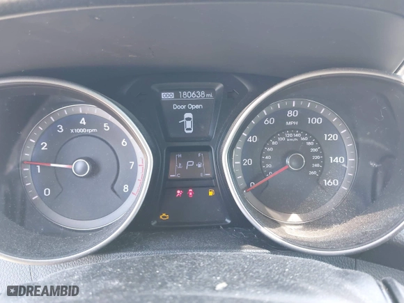 2013 Hyundai Elantra GT with VIN KMHD35LE9DU058163, listed as a IAAI auction lot 42067923 with 180,638 mi miles. Bid and sale history available at carsss.com. Image 7.
