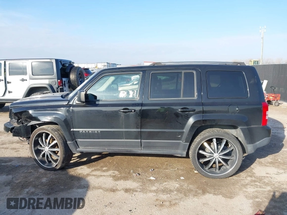 2017 Jeep Patriot Sport with VIN 1C4NJPBAXHD201751, listed as a IAAI auction lot 41572197 with 84,478 mi miles. Bid and sale history available at carsss.com. Image 14.