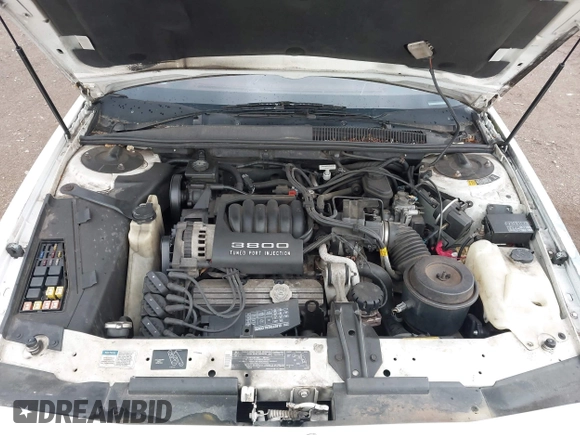 1993 Buick Regal with VIN 2G4WD14L8P1418759, listed as a IAAI auction lot 42232352 with 50,564 mi miles and . Bid and sale history available at DreamBid. Image 10.