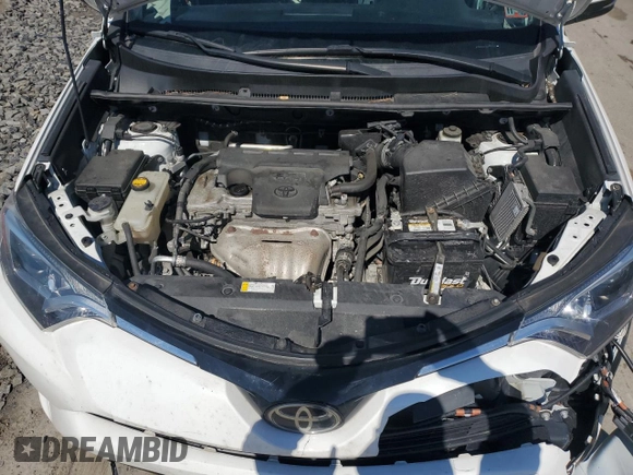 2018 Toyota RAV4 XLE with VIN 2T3RFREV8JW750032, listed as a Copart auction lot 53676475 with Not Provided miles and Salvage Title. Bid and sale history available at DreamBid. Image 12.
