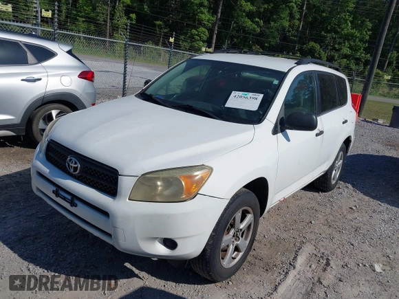 2008 Toyota RAV4 with VIN JTMZD33V886057057, listed as a IAAI auction lot 42056398 with 264,675 mi miles. Bid and sale history available at carsss.com. Image 2.
