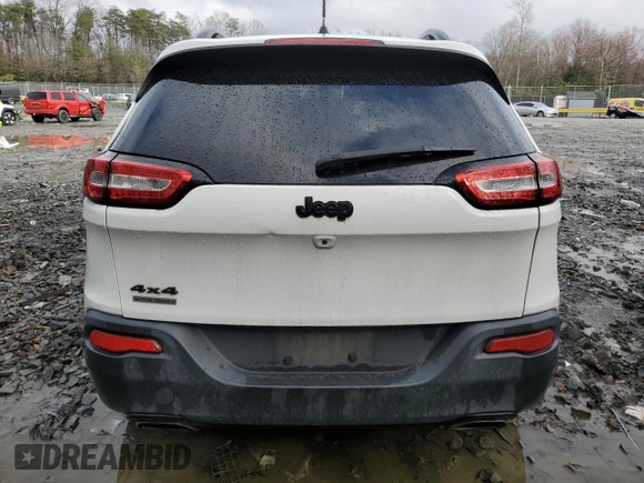 2016 Jeep Cherokee Latitude z VIN 1C4PJMCS1GW139920, wystawiony jako Copart lot #49868215 z przebiegiem 181 977 mil mil oraz Szkoda całkowita • Salvage title. Historia ofert i sprzedaży dostępna na DreamBid. Obrazek 6.