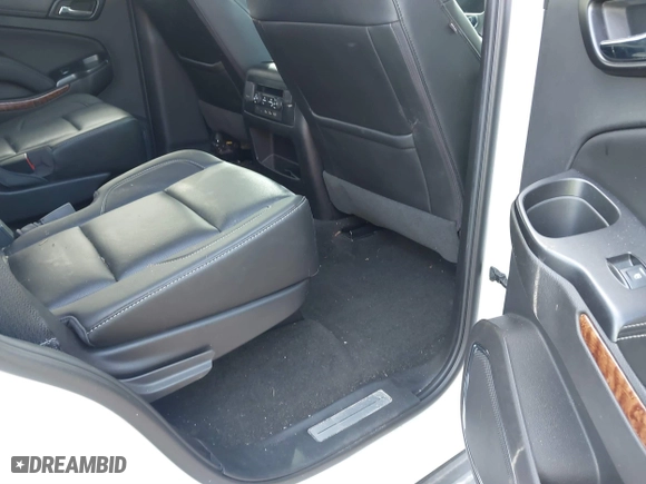2018 Chevrolet Tahoe Premier with VIN 1GNSCCKJ8JR306827, listed as a IAAI auction lot 40614975 with 1 mi miles. Bid and sale history available at carsss.com. Image 8.