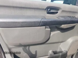 2019 Nissan NV Cargo S с VIN 1N6BF0LY0KN803435, выставлен на аукционе IAAI как лот 42517027 с пробегом 140 027 миль миль и . История ставок и продаж доступна на DreamBid. Изображение 34.