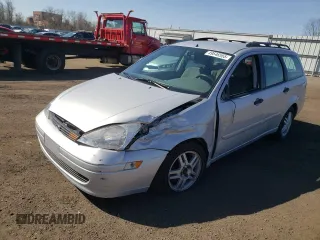 2001 Ford Focus SE with VIN 1FAFP36321W296426, listed as a Copart auction lot 49546555 with 61,051 mi miles and Salvage Title. Bid and sale history available at carsss.com. Image 1.