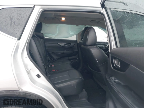 2015 Nissan Rogue SL with VIN 5N1AT2MV4FC898201, listed as a IAAI auction lot 41953663 with Not Provided miles. Bid and sale history available at carsss.com. Image 8.