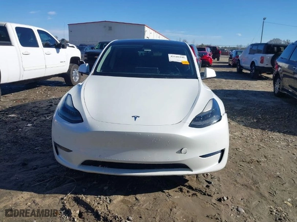 2022 Tesla Model Y Performance with VIN 7SAYGDEF7NF537401, listed as a IAAI auction lot 41540346 with NaN miles. Bid and sale history available at carsss.com. Image 12.