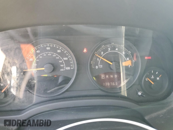 2014 Jeep Patriot Latitude with VIN 1C4NJRFB3ED761587, listed as a Copart auction lot 60554245 with 138,763 mi miles and Salvage title. Bid and sale history available at DreamBid. Image 9.