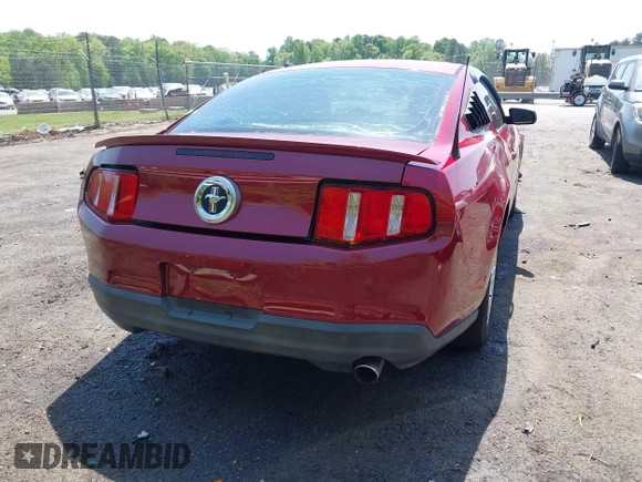 2010 Ford Mustang V6 с VIN 1ZVBP8AN7A5135555, выставлен на аукционе IAAI как лот 42065460 с пробегом 154 015 миль миль и . История ставок и продаж доступна на DreamBid. Изображение 16.