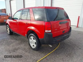 2005 Saturn VUE z VIN 5GZCZ53425S820394, wystawiony jako IAAI lot #40815114 z przebiegiem 141 019 mil mil oraz . Historia ofert i sprzedaży dostępna na DreamBid. Obrazek 3.