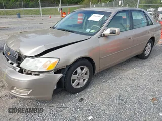 2000 Toyota Avalon XL with VIN 4T1BF28BXYU070808, listed as a IAAI auction lot 42061893 with 228,229 mi miles and . Bid and sale history available at DreamBid. Image 17.