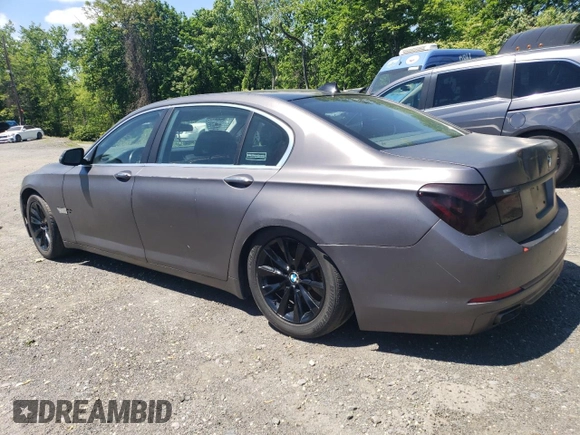 2013 BMW 7 Series 740Li xDrive z VIN WBAYF4C55DDE23588, wystawiony jako Copart lot #57968395 z przebiegiem 53 166 mil mil oraz Szkoda całkowita • Salvage title. Historia ofert i sprzedaży dostępna na DreamBid. Obrazek 2.