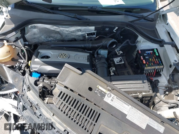 2014 Volkswagen Tiguan SEL with VIN WVGAV3AX9EW512956, listed as a IAAI auction lot 42110002 with 136,034 mi miles and . Bid and sale history available at DreamBid. Image 10.