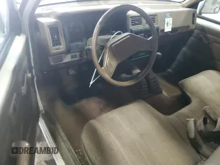 1988 Nissan Hardbody E z VIN 1N6ND16Y3JC351348, wystawiony jako Copart lot #80864914 z przebiegiem 184 397 mil mil oraz Szkody całkowita. Historia ofert i sprzedaży dostępna na DreamBid. Obrazek 8.