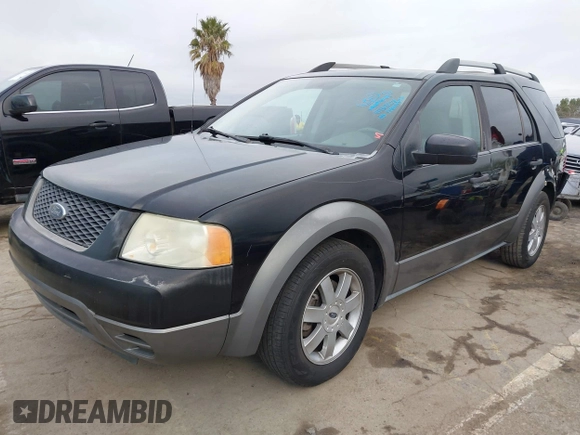 2005 Ford Freestyle SE with VIN 1FMZK01195GA33128, listed as a IAAI auction lot 41767224 with 199,751 mi miles. Bid and sale history available at carsss.com. Image 2.