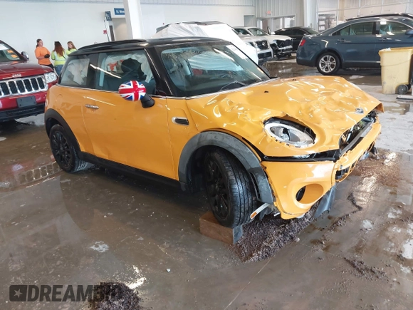2015 MINI Hardtop with VIN WMWXM5C57FT942137, listed as a IAAI auction lot 42146541 with 96,058 mi miles and . Bid and sale history available at DreamBid. Image 1.