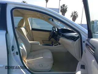 2013 Lexus ES 250 with VIN JTHBK1GGXD2026643, listed as a IAAI auction lot 41987475 with 48,481 mi miles and . Bid and sale history available at DreamBid. Image 5.