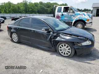 2008 Volvo S40 2.4L z VIN YV1MS382982350935, wystawiony jako Copart lot #60416945 z przebiegiem 77 593 mil mil oraz Szkoda całkowita • Salvage title. Historia ofert i sprzedaży dostępna na DreamBid. Obrazek 4.