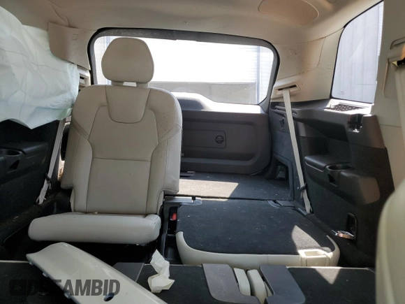 2024 Volvo XC90 Ultimate Bright Theme z VIN YV4H60CF9R1168645, wystawiony jako Copart lot #57056075 z przebiegiem 20 416 mil mil oraz Czysty tytuł • Clean title. Historia ofert i sprzedaży dostępna na DreamBid. Obrazek 10.