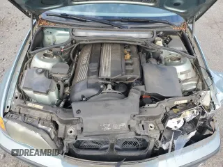 2003 BMW 3 Series 325i with VIN WBAEN33493PC12219, listed as a Copart auction lot 67966074 with 137,344 mi miles and Salvage Title. Bid and sale history available at carsss.com. Image 11.