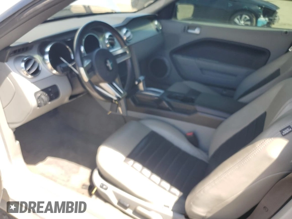 2008 Ford Mustang GT Deluxe with VIN 1ZVHT85H985159120, listed as a Copart auction lot 52540335 with 178,042 mi miles and Salvage Title. Bid and sale history available at DreamBid. Image 7.