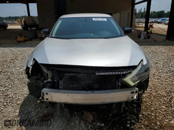2017 Nissan Maxima SV with VIN 1N4AA6AP2HC377039, listed as a Copart auction lot 62051545 with 115,441 mi miles and Non repairable. Bid and sale history available at DreamBid. Image 5.