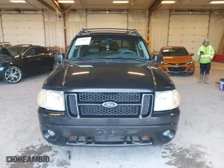 2005 Ford Explorer Sport Trac XLS with VIN 1FMZU77K45UB32573, listed as a IAAI auction lot 41760637 with 216,186 mi miles. Bid and sale history available at carsss.com. Image 12.